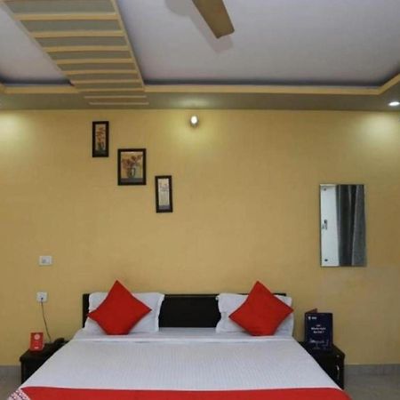 Hotel S K Palace Lucknow , Best Hotel In Lucknow , Hotel In Transport Nagar Lucknow ,Budget Hotels In 勒克瑙 外观 照片